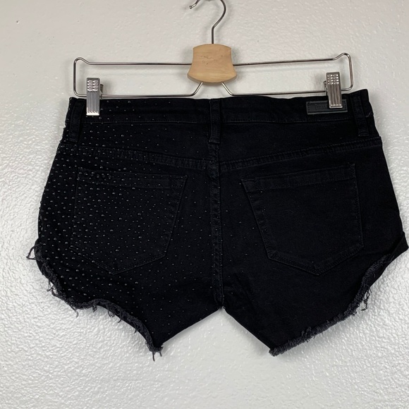 NWT BLANKNYC Black Beaded Frayed Shorts Size 26 - Picture 3 of 6